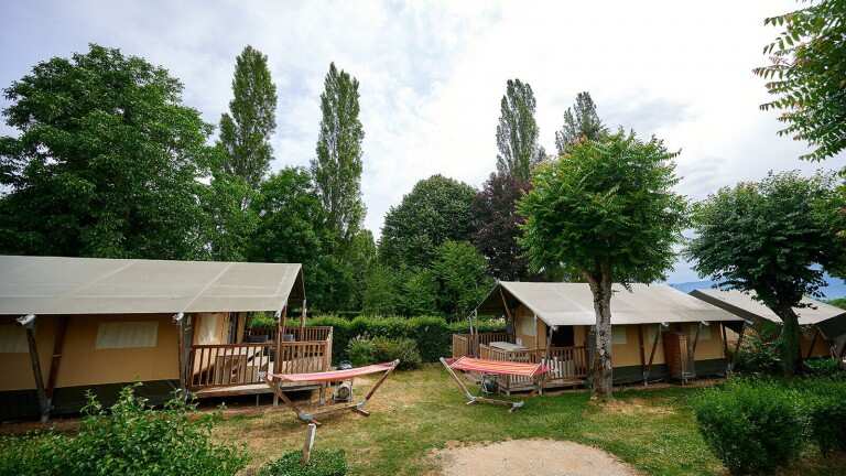 villatent-camping-le-coin-tranquille