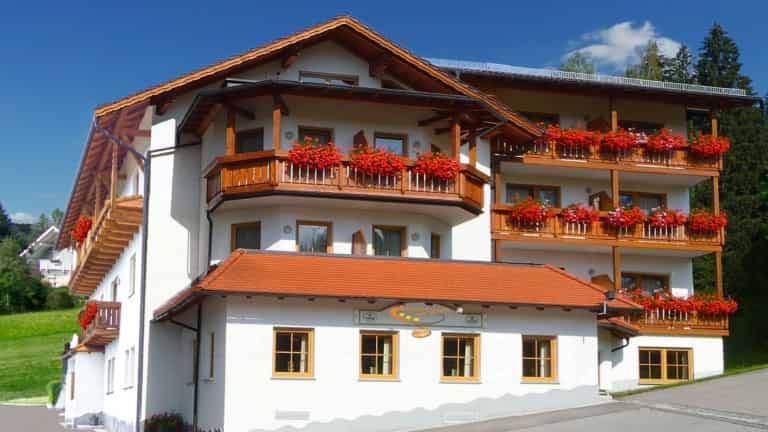 Garnihotel zur Linde