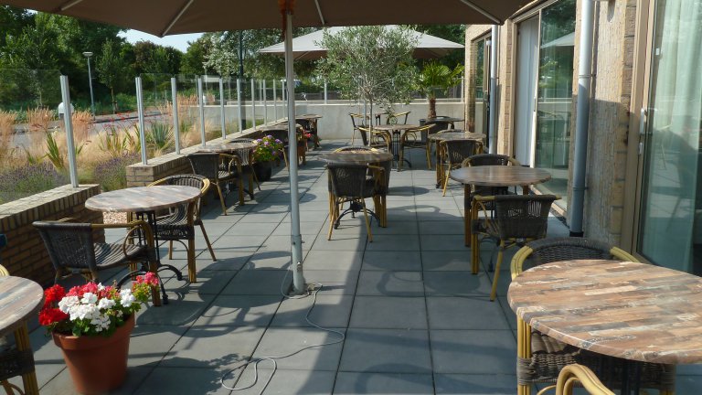 Terras - Hotel t Zwaantje