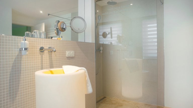 Badezimmer - Hotel Gude