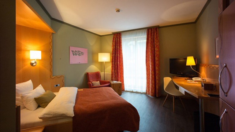 Standardzimmer L - Hotel Gude
