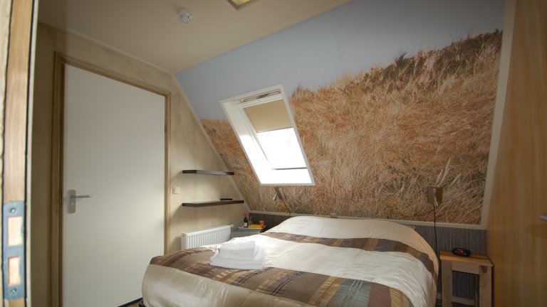 Kleine Tweepersoonskamer - Bij Hen op Ameland