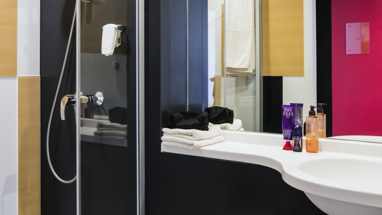Badkamer - ibis budget Knokke