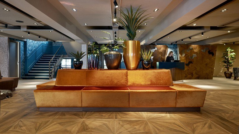 Lobby - Carlton Presiden