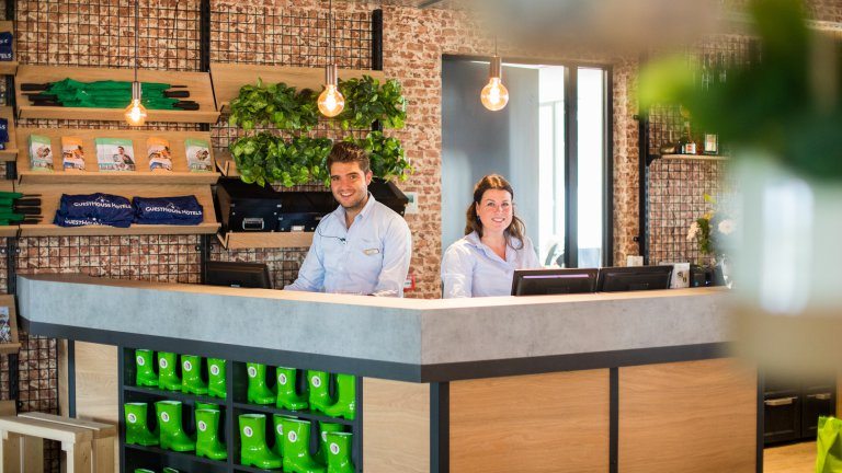 Receptie - Guesthouse Hotel Kaatsheuvel