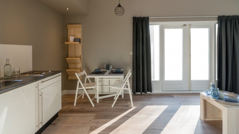 Zen Lounge - Soeren Lounge