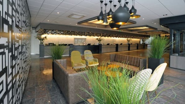 Rezeption - Hotel Zuiderduin Rezeption - Hotel Zuiderduin