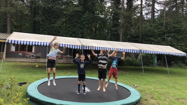 Trampoline - Vodatent Caravanpark Siësta