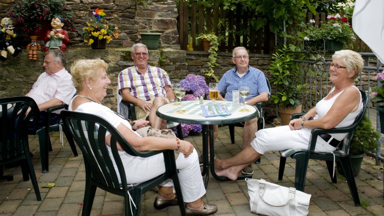Terras - Hotel zum Moselstrand