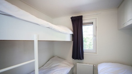 Slaapkamer - EuroParcs De Woudhoeve Slaapkamer - EuroParcs De Woudhoeve