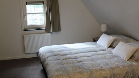 Slaapkamer - EuroParcs De Zanding Slaapkamer - EuroParcs De Zanding