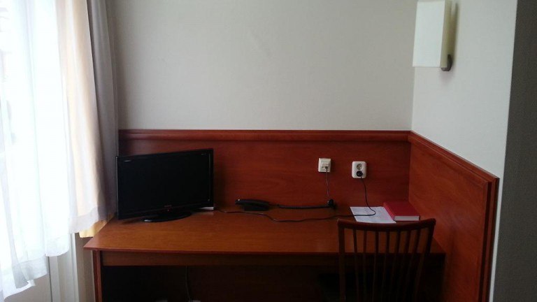 Hotelzimmer – Hotel Corona Zeist Toilette