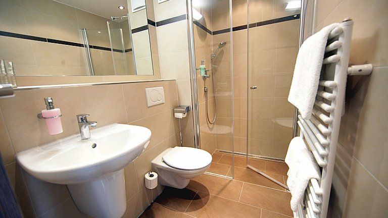 Badkamer - Hotel Restaurant Schwörer