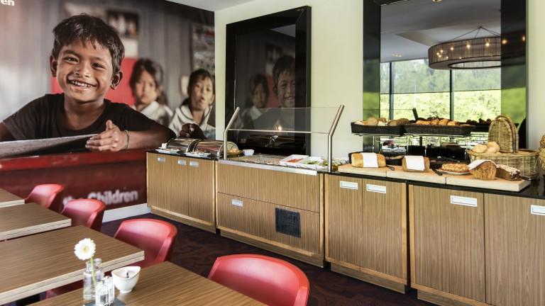 Reichhaltiges Frühstücksbuffet - Babylon Hotel Den Haag