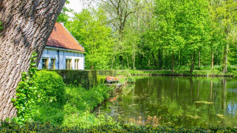 Het Kasteel van Rhoon - Het Koetshuys