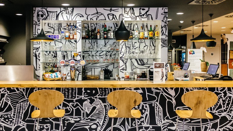 Bar - Hotel ibis de Panne