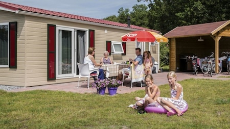 Buitenaanzicht - Vakantiepark de Luttenberg Buitenaanzicht - Vakantiepark de Luttenberg