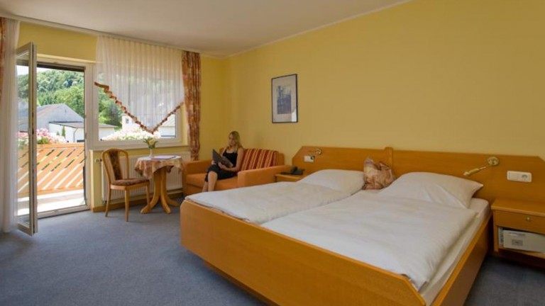 Hotelzimmer – Landhaus Schend