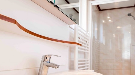 Badezimmer - EuroParcs Noordwijkse Duinen Badezimmer - EuroParcs Noordwijkse Duinen