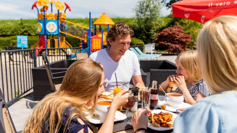 Terrasse - TopParken Erholung Park der Ijsselhoeve
