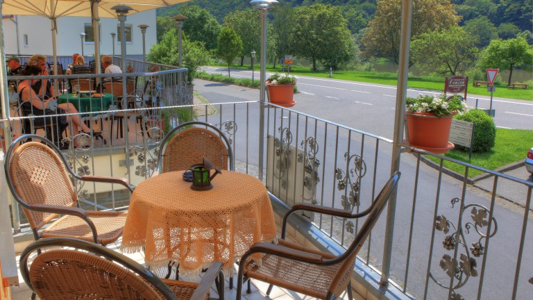 Terras - Hotel Garni Moselterrasse