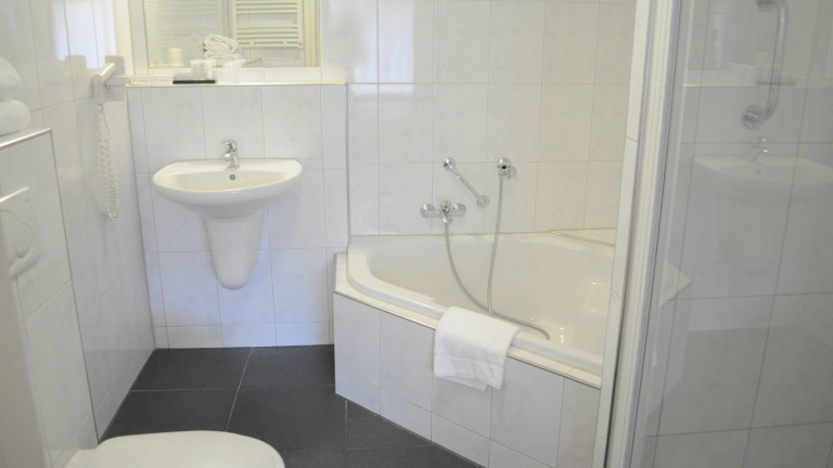 Standaard kamer achterzijde - Van der Valk Hotel de Molenhoek