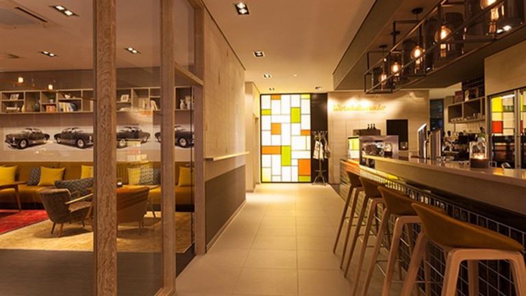 Bar - CROSS INN Osnabrück by Hackmann