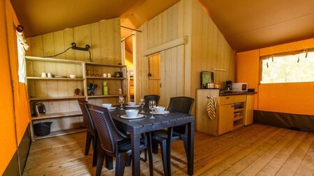 Woongedeelte - Vodatent Camping Emmen