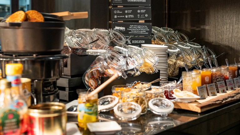 Ontbijtbuffet - Bilderberg Garden Hotel