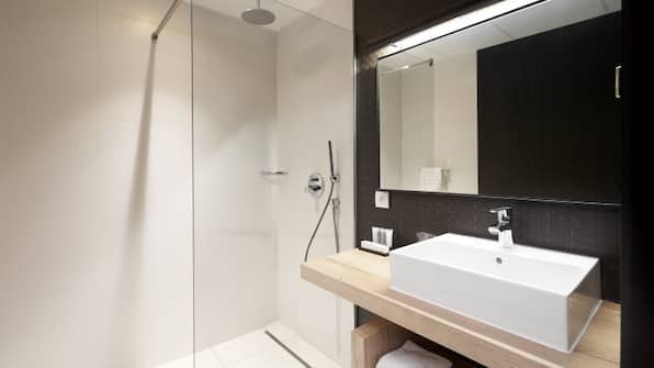 Superior Zimmer mit Balkon - Von der Valk Hotel Luxemburg Arlon