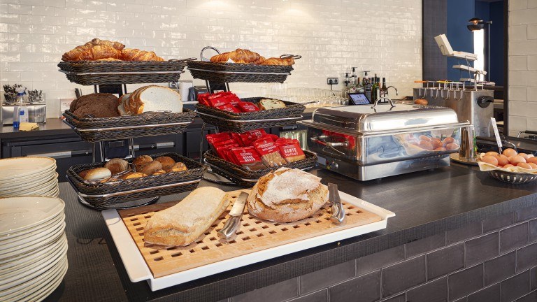 Ontbijtbuffet - Hotel Lion d Or
