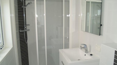 Badkamer - EuroParcs Resort Limburg