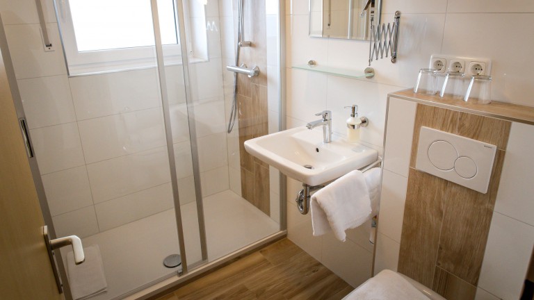 Standardzimmer - Hotel Landgasthof Hohenauer Hof