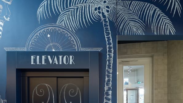 Aufzug - Kaboom Hotel Aufzug - Kaboom Hotel