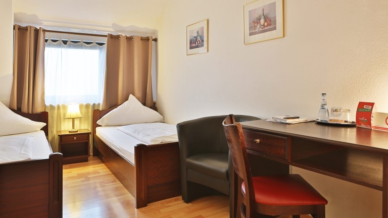 Standardzimmer – Hotel Sockenbacher Hof