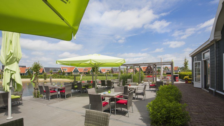 Terrasse - EuroParcs Resort die Rijp