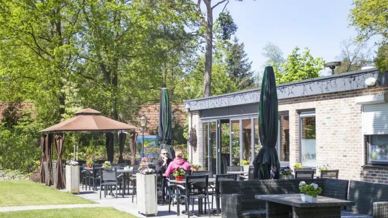 Terrasse - EuroParcs Resort Reestervallei