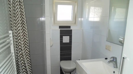 Badezimmer - EuroParcs Resort der Biesbosch