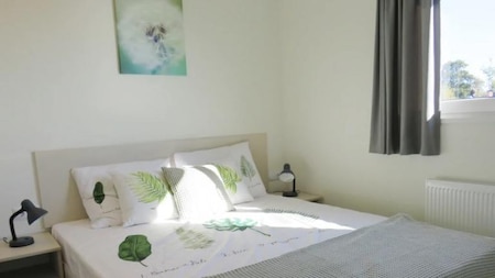 Slaapkamer - EuroParcs Resort Markermeer Slaapkamer - EuroParcs Resort Markermeer