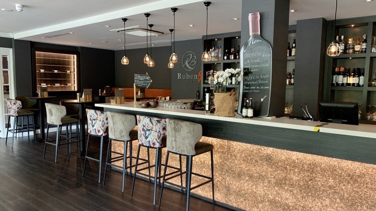 Bar- Tulip Inn Leiden