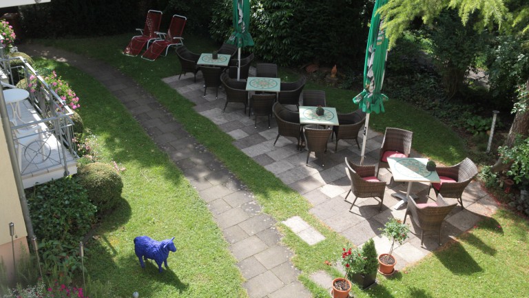 Tuin - Hotel Alexa