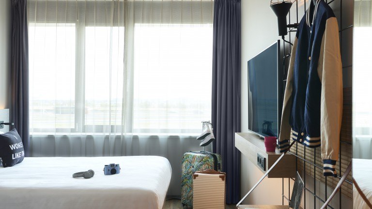 Moxy Sleeper Queen - Moxy Amsterdam Schiphol Airport