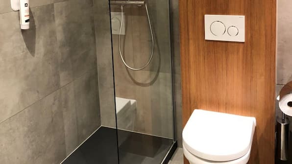 Badkamer - Leonardo Hotel Lelystad City Centre