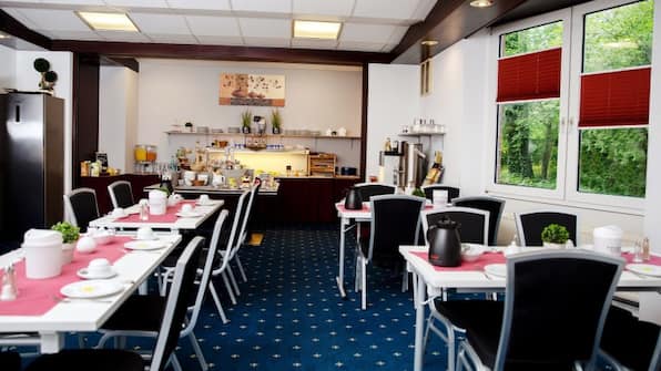 Frühstücksraum - Parkhotel Papenburg
