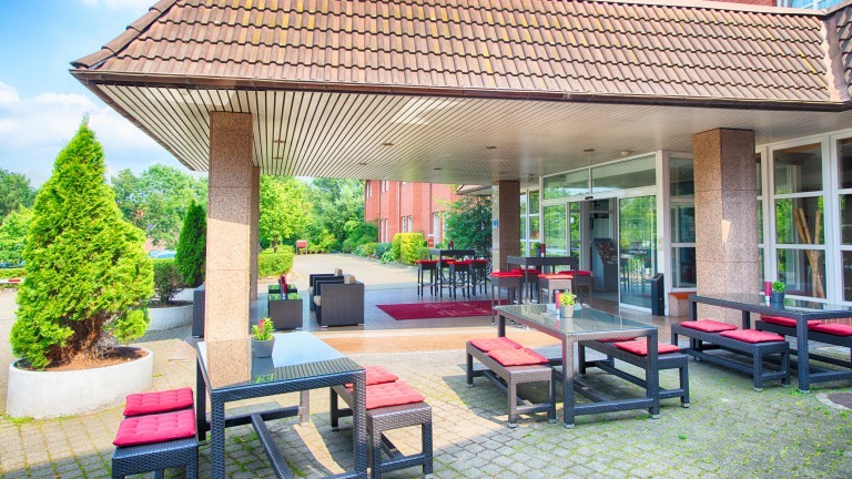 Terras - Leonardo Hotel Hamburg Stillhorn