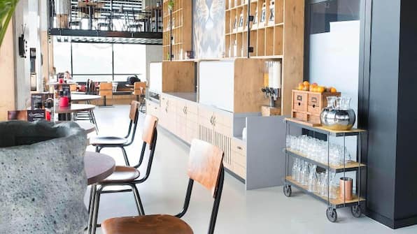 Bar - Leonardo Hotel Groningen
