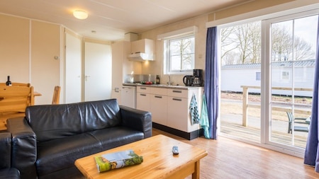 Wohnzimmer - Roompot Vakantiepark Hunzedal