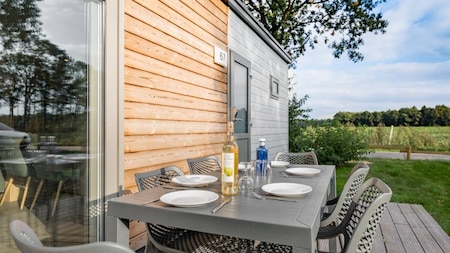 Terrasse - Roompot Vakantiepark Hunzedal