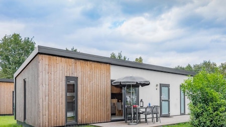 Außenansicht - Roompot Vakantiepark Hunzedal