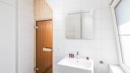 Badkamer - Roompot Beach Resort Nieuwvliet-Bad Badkamer - Roompot Beach Resort Nieuwvliet-Bad